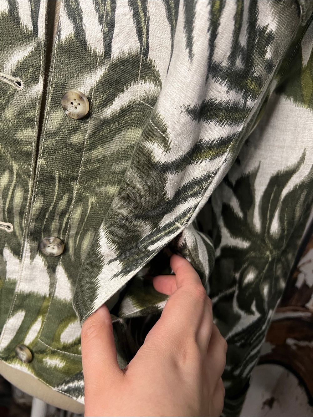 Tommy Bahama Summer Green and White Tropical Print Shirt Jacket - Picture 8 of 9